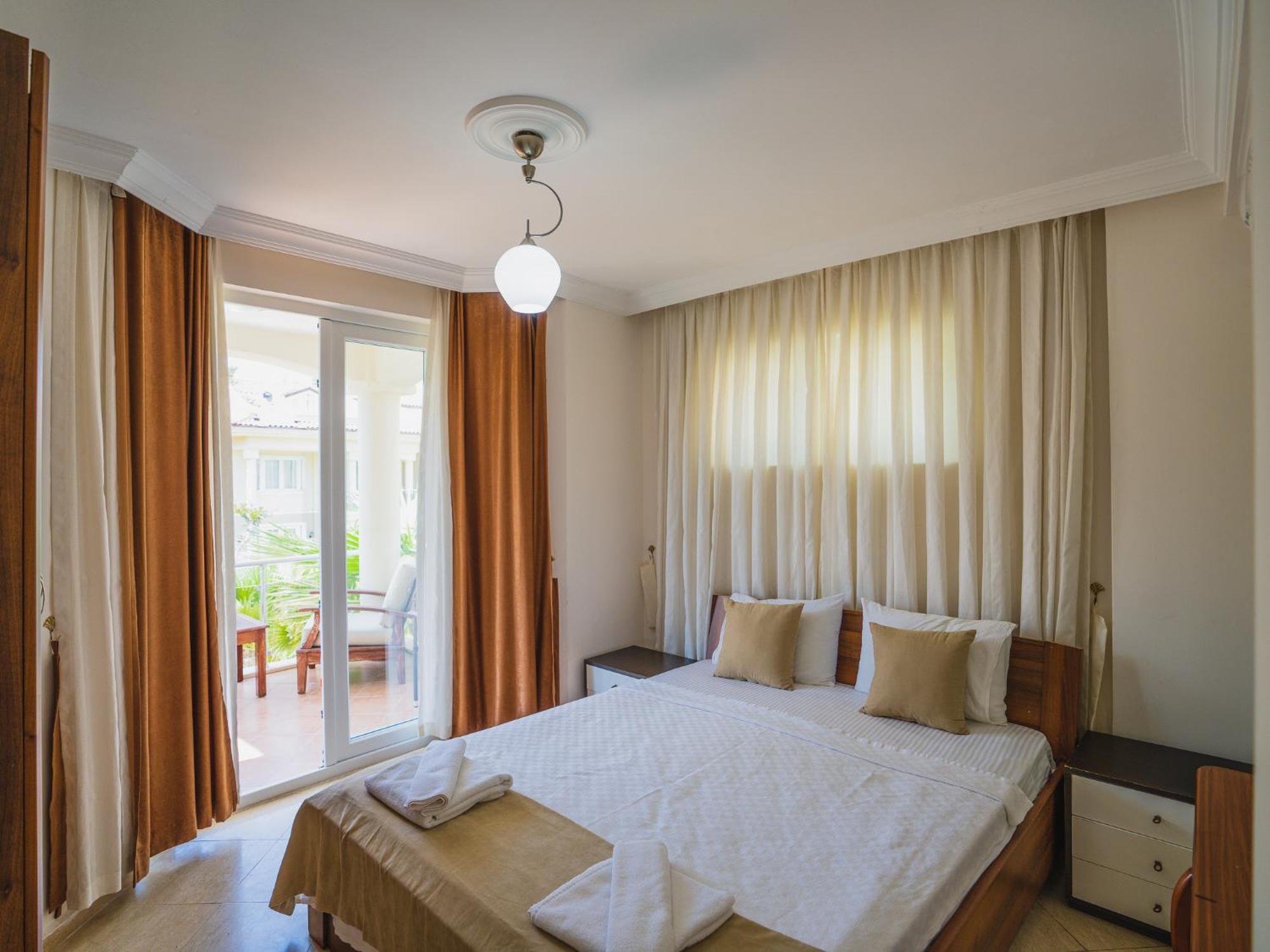 Sunset Beach Resort Aqua Lettings Fethiye Bagian luar foto
