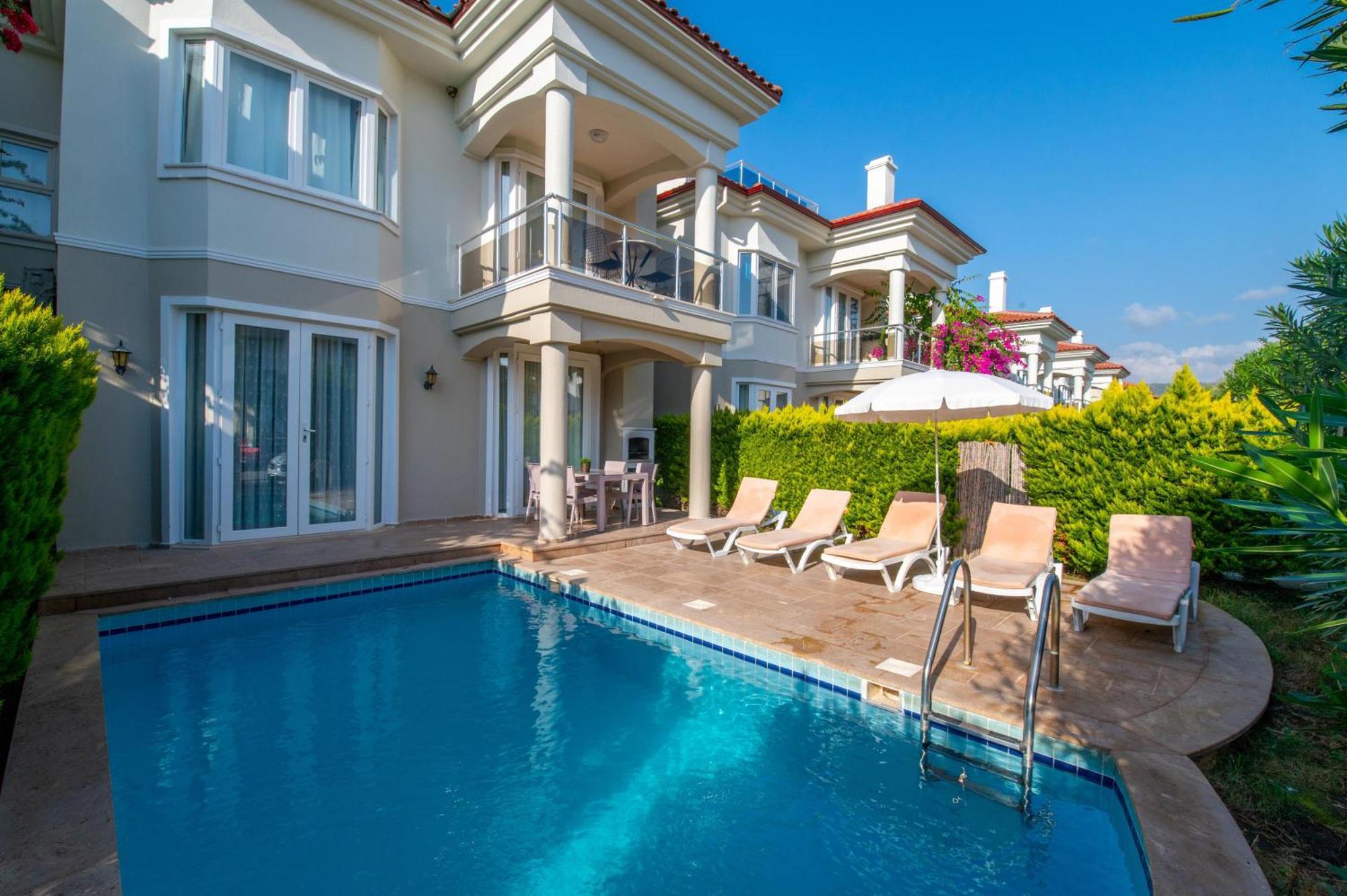 Sunset Beach Resort Aqua Lettings Fethiye Bagian luar foto