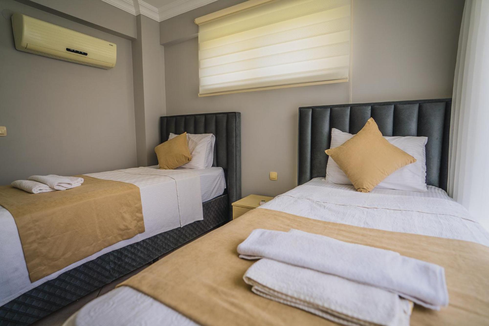 Sunset Beach Resort Aqua Lettings Fethiye Bagian luar foto