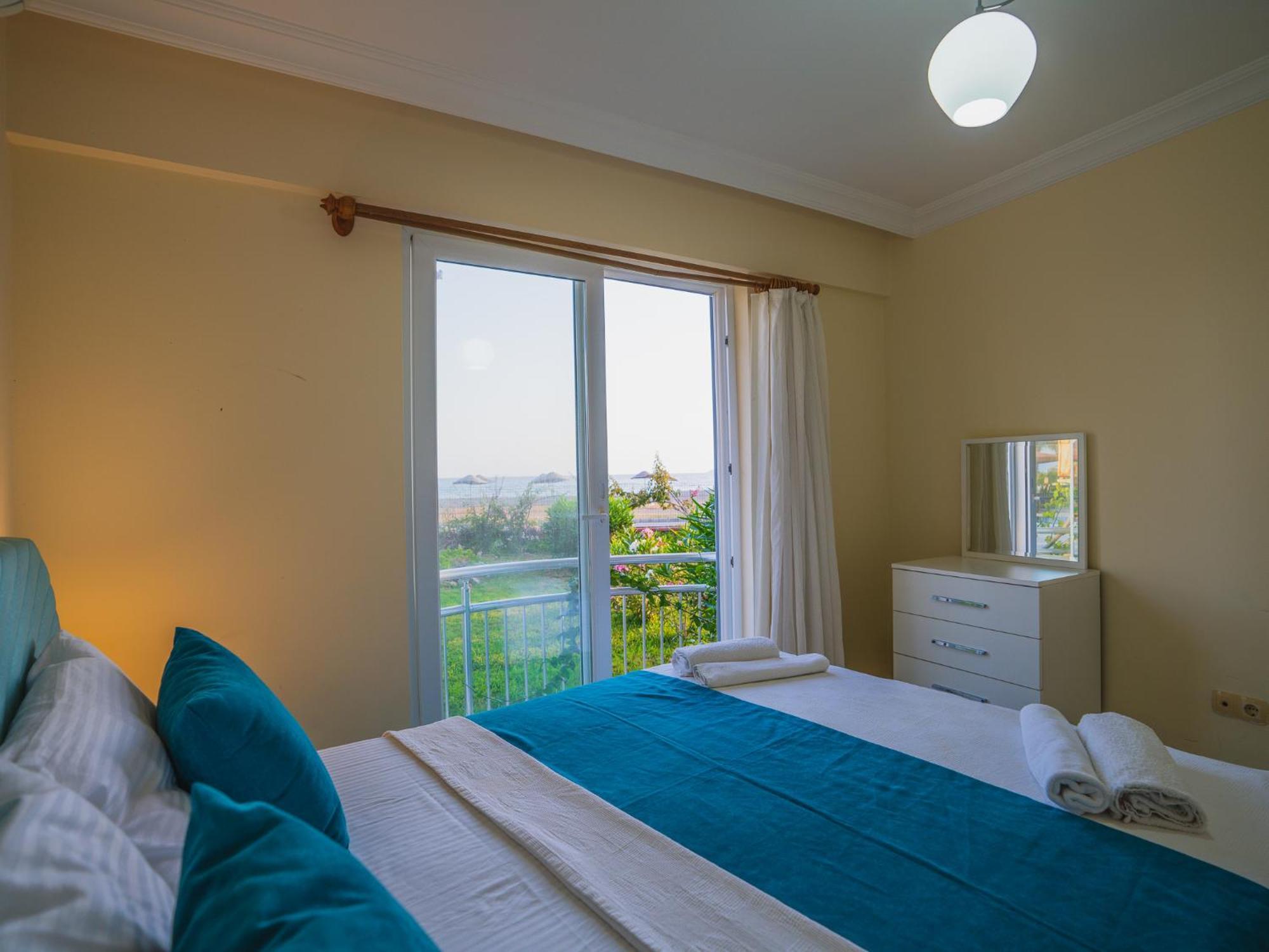 Sunset Beach Resort Aqua Lettings Fethiye Bagian luar foto