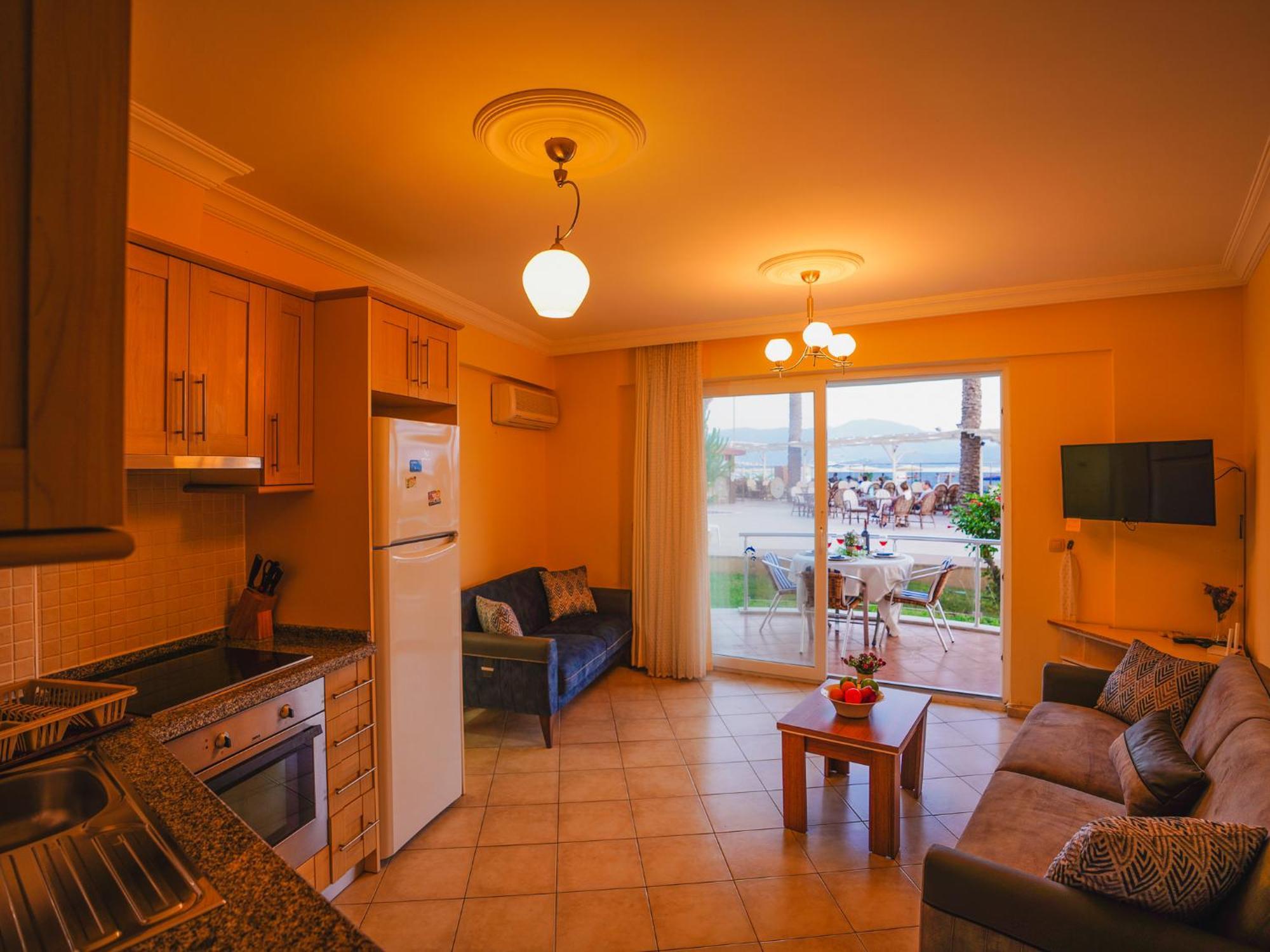 Sunset Beach Resort Aqua Lettings Fethiye Bagian luar foto