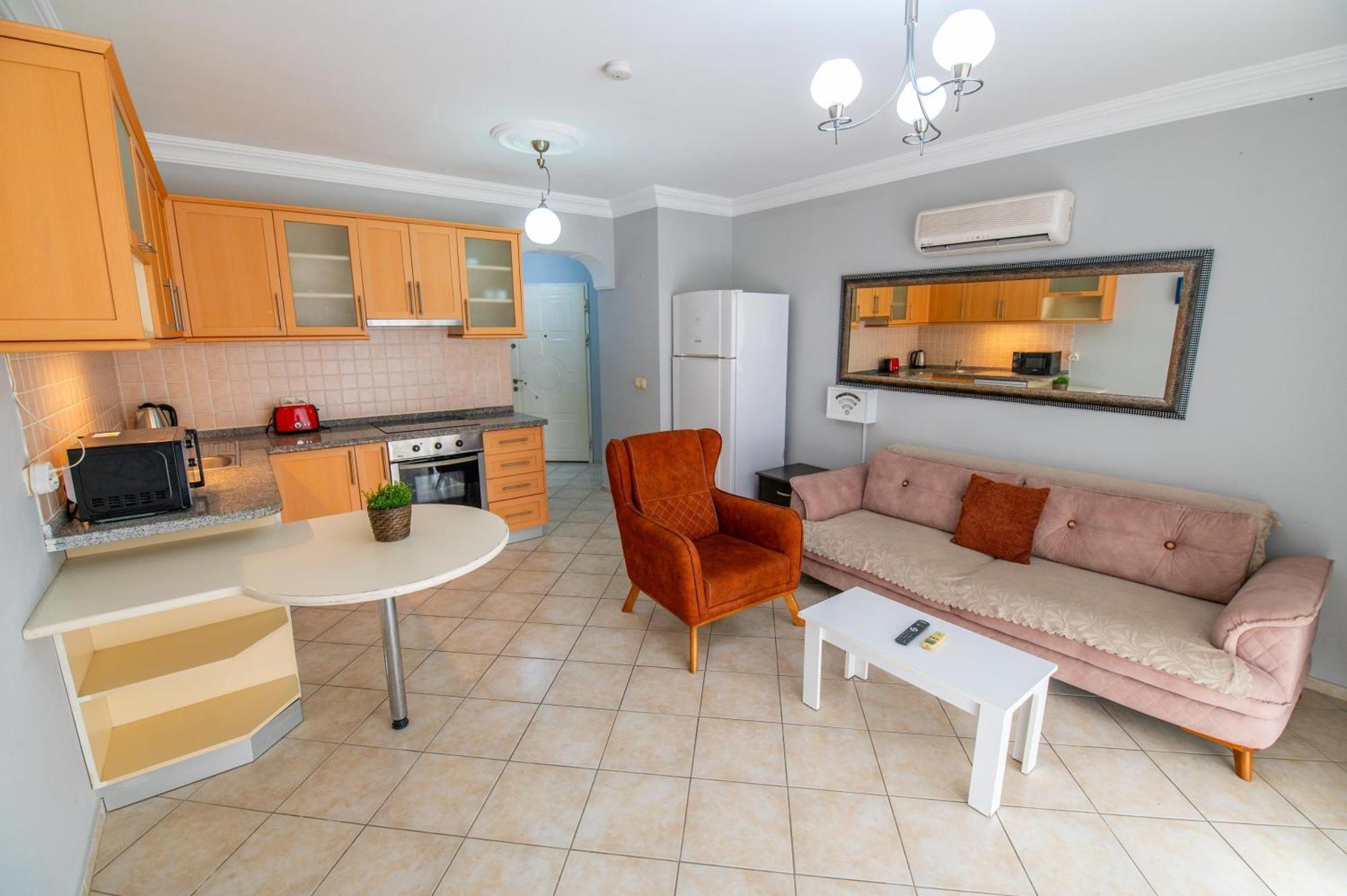Sunset Beach Resort Aqua Lettings Fethiye Bagian luar foto