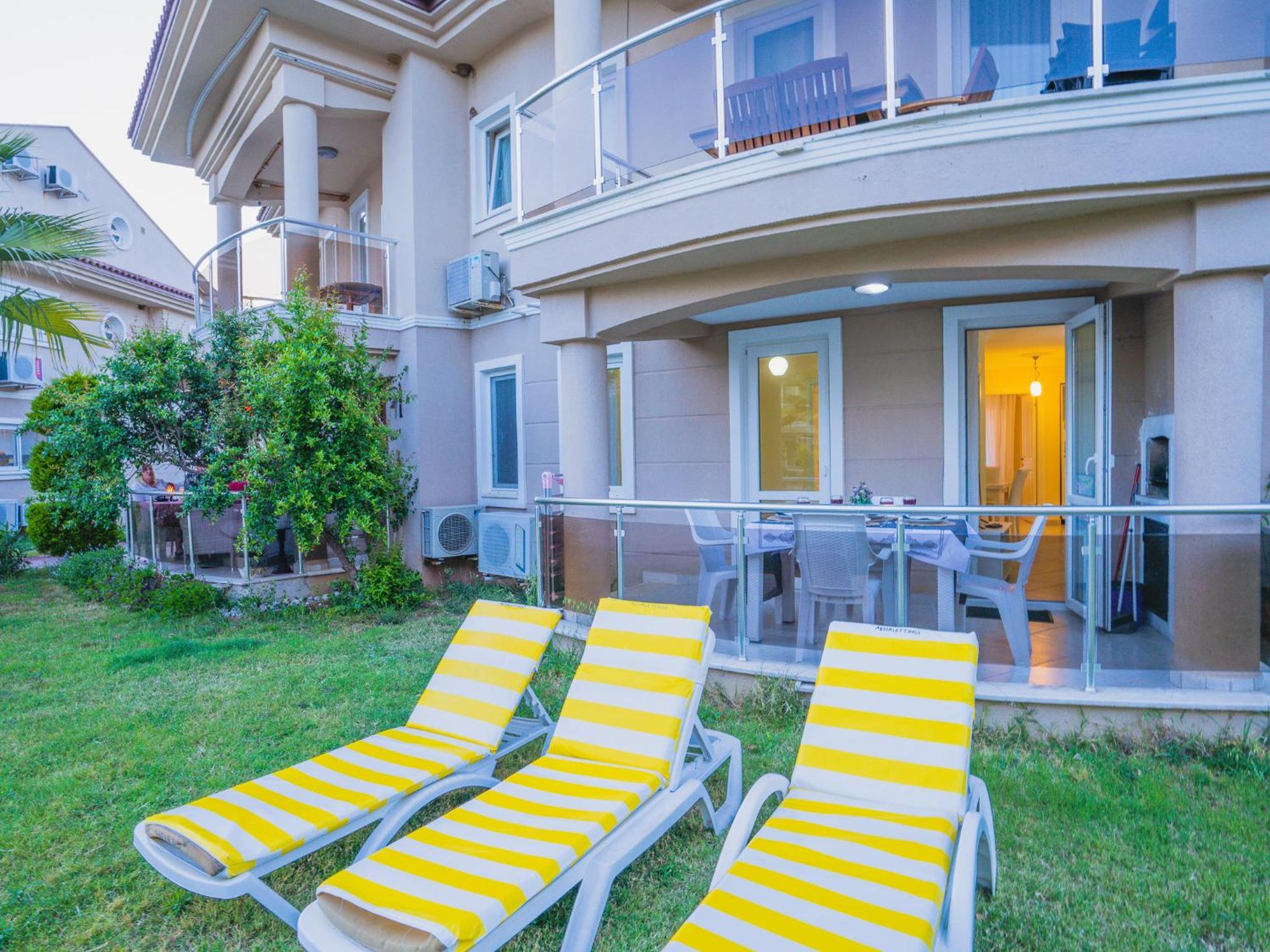 Sunset Beach Resort Aqua Lettings Fethiye Bagian luar foto