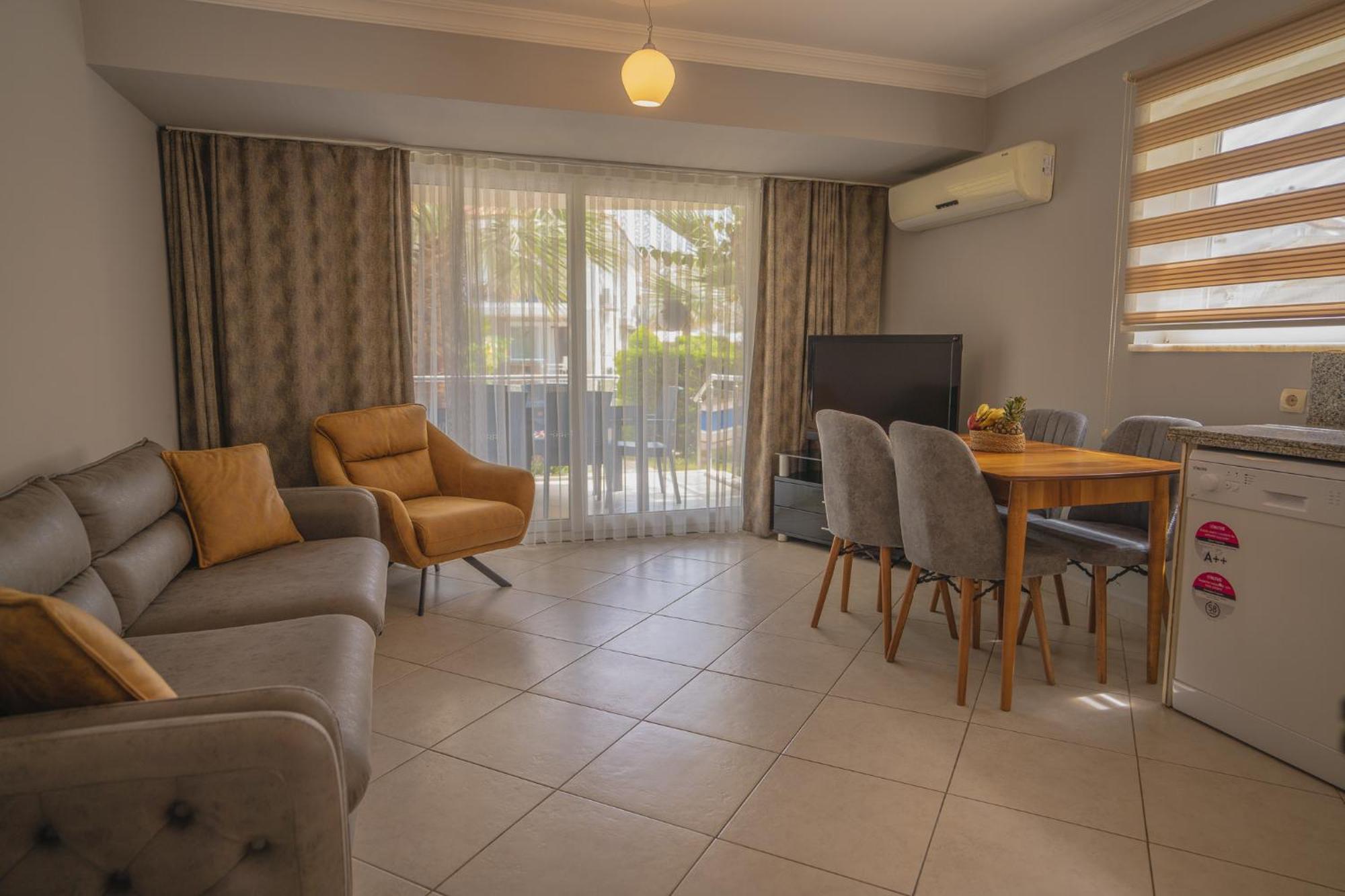 Sunset Beach Resort Aqua Lettings Fethiye Bagian luar foto