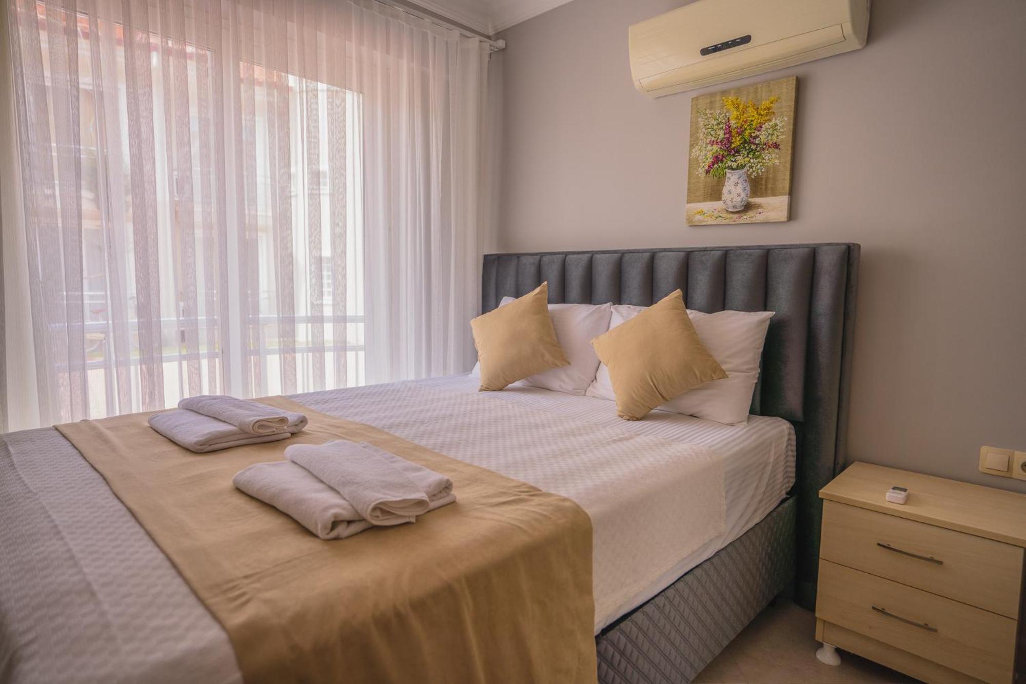Sunset Beach Resort Aqua Lettings Fethiye Bagian luar foto